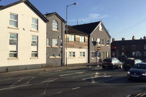 4 The Courtyard Finney Lane elevation