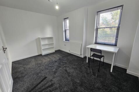 4 Rai Court, Beauchamp Road, Leamington Spa photo 5