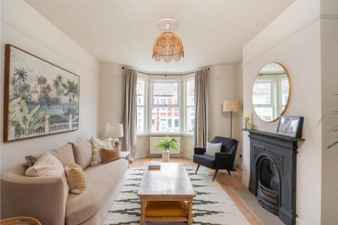 1G1PRBN - Living Room G.jpg