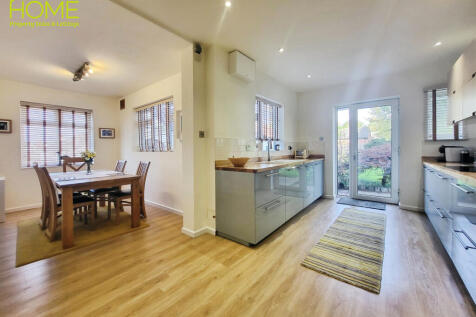 Kitchen diner