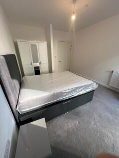 Cosmos Apartments, High Road, Wembley, Brent photo 5