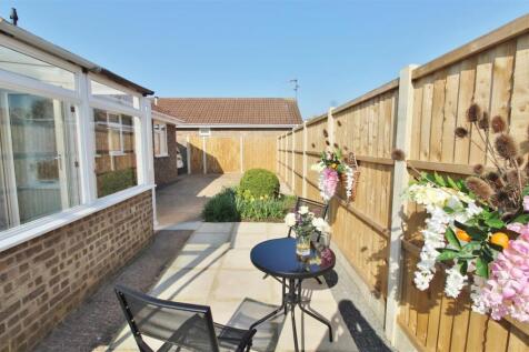 REAR GARDEN -