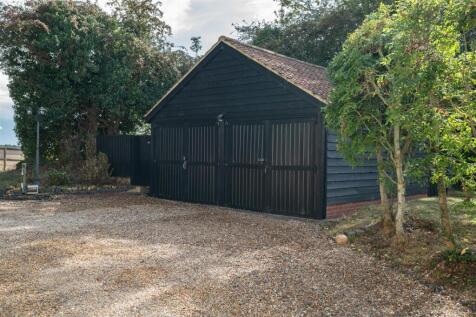 Detached Double Garage