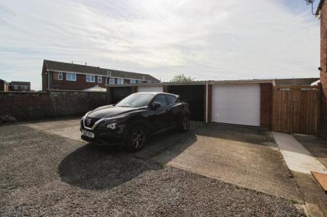 Garage/Parking