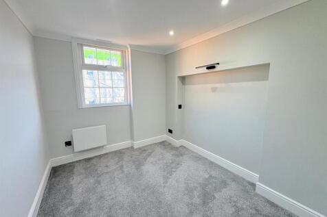 St. Marys Road, Market Harborough photo 3