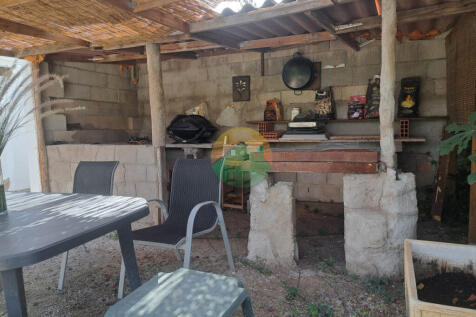 3 Bedroom Country House For Sale-TAL08-26