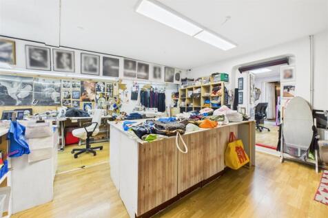 361 Two Mile Hill Road, Kingswood, Bristol BS15 1A