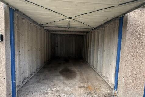 Garage 7 Internal