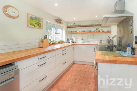 WhatsApp Image 2025-05-08 at 21.16.59_e87dcb4a.jpg