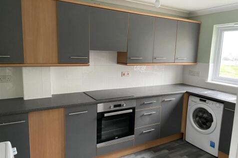 Kitchen: