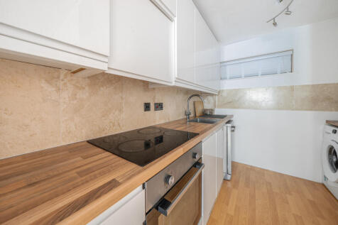 Haslers Lane, Dunmow, CM6 photo 3