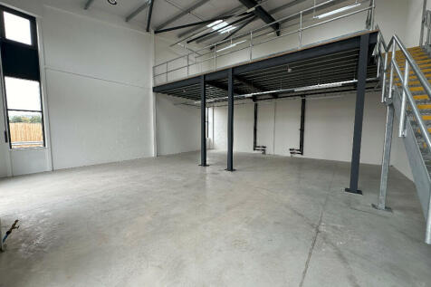 Light Industrial to rent Image 9