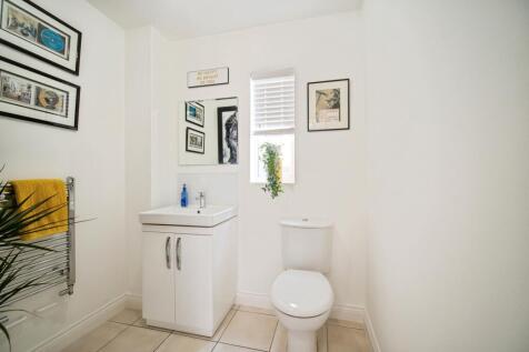 Downstairs Cloakroom