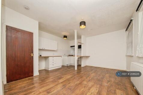 Open Plan Kitchen / Lounge 