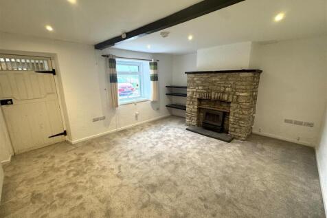 Sitting room with feature fireplace