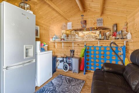 Storage/Utility