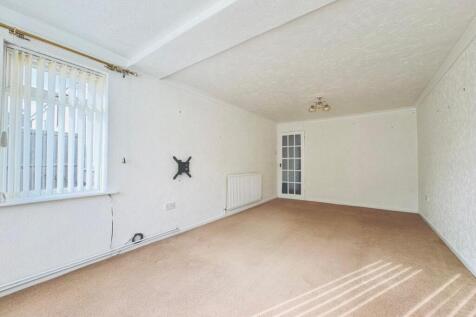 Martin Close, Basingstoke, Hampshire photo 5