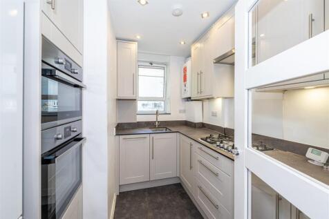 Kitchen .jpg