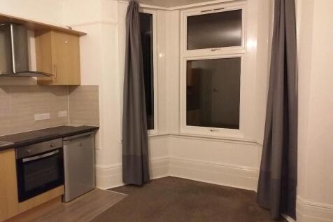 London Road, Camberley photo 3