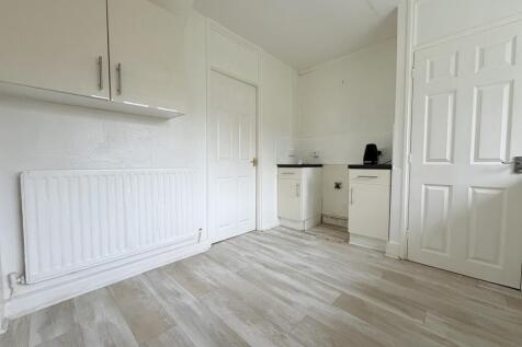 Kirby Close, Billingham, Stockton-on-tees photo 3