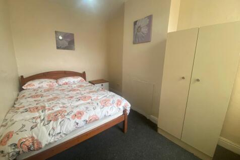 1-bed house on Room Available On Lilac Avenue, Balsall Heath , £60/mo