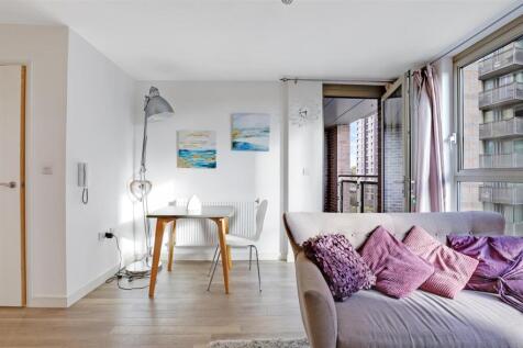 MBLewisham - Roma Corte -28.jpg