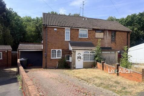 Lawnsdown Road Brierley Hill 2.jpg