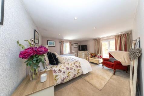 Newport Pagnell, MK16 - property photo