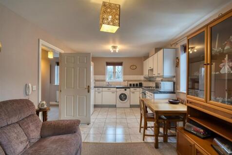 Kitchen/diner/sitting Room