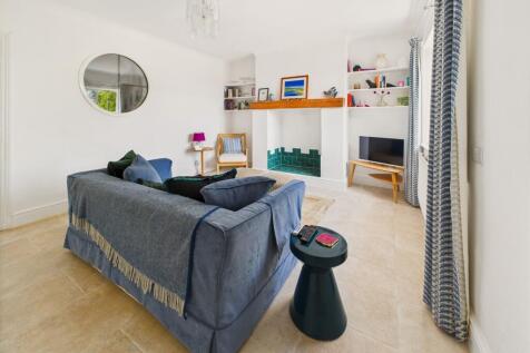 Living Room / Reception Room