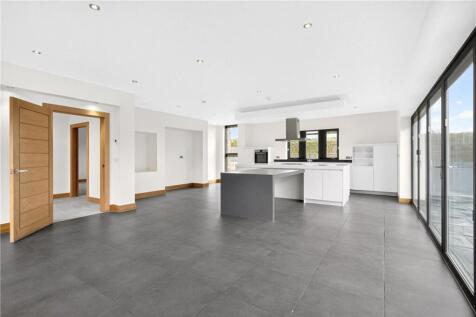 Warmfield Lane, Warmfield, Wakefield, West Yorkshire, WF1 photo 2