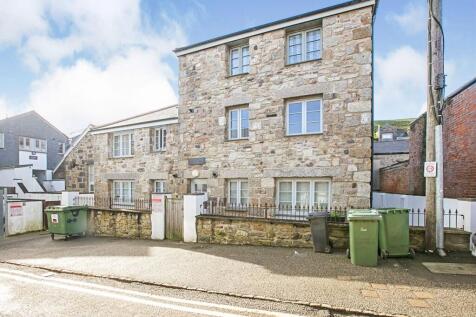 1-bed flat on High Street, Penzance, Cornwall, TR18, £750/mo