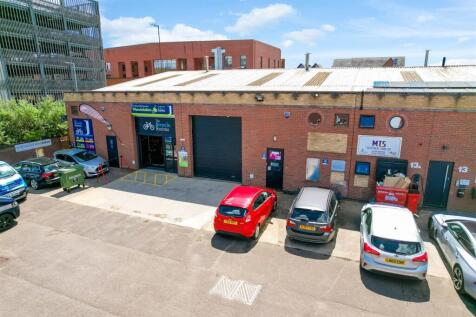 Unit 14 Western Road 2421-17.jpg