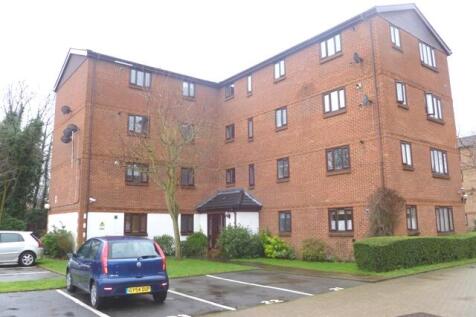 18 Burnham Gardens C