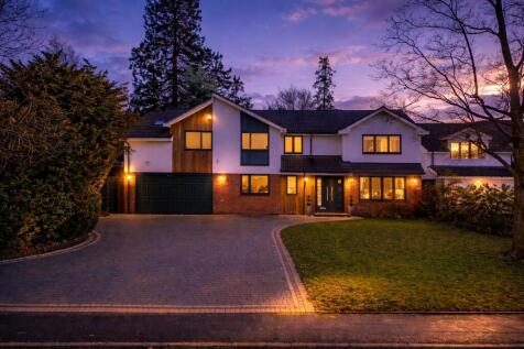 24 Warren Drive Twilight Front.jpg