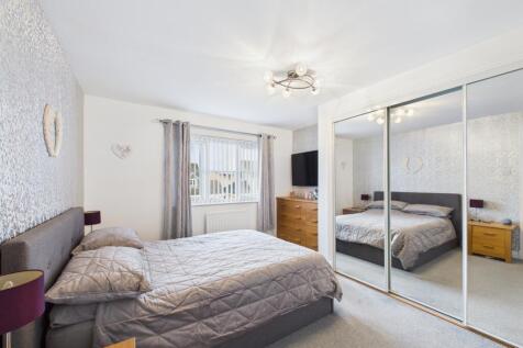 CAM03185G0-PR0127-STILL018