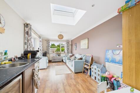 Presented by Kevin at EweMove Bexleyheath and Dart