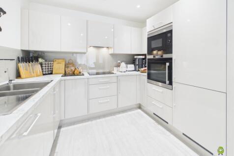 Presented by Clinton at EweMove Bexleyheath and Da