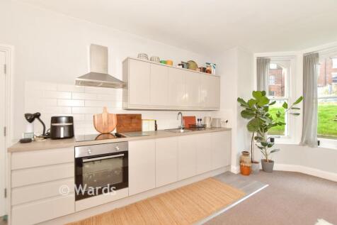 Lounge/ Kitchen