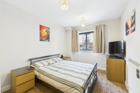 CAM05016G0-PR0036-ST