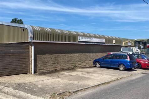 6 Marsh Lane a.jpg