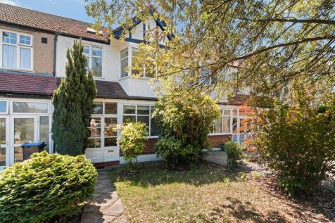 London, SW20 - property photo