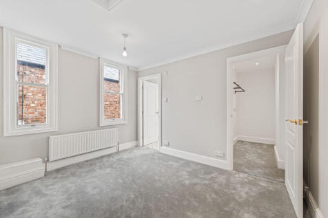 London Road, Stockton Heath photo 4
