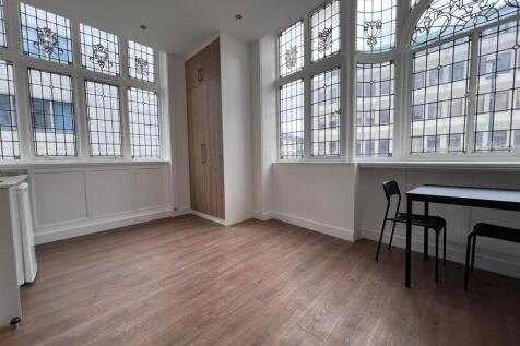 Chapel Street, Luton photo 3