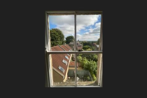 Vallis Way, Frome, Somerset, BA11 photo 5