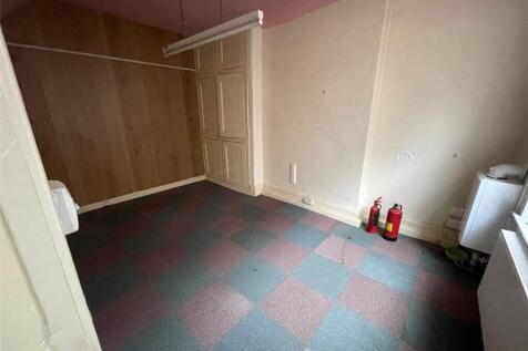 Retail Property (high street) for sale Image 4