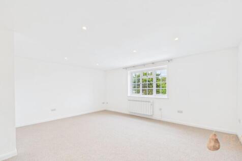 South Street, Applesham Court, BN15 photo 3