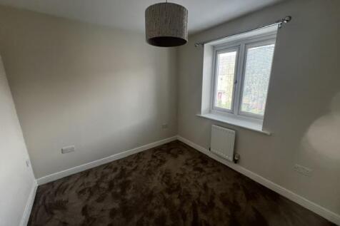 Riverbrook Road, West Timperley photo 5