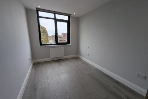 Flat 26 Francis House, 760-762 Barking Road, London photo 4