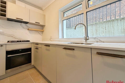 21, Pittville Lawn, Pittville, Cheltenham, GL52 photo 3